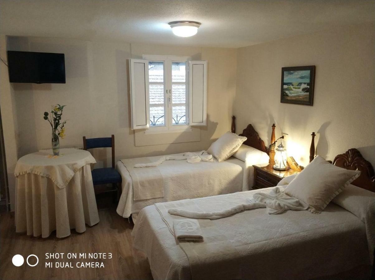 Cuntis Pension Pura מראה חיצוני תמונה