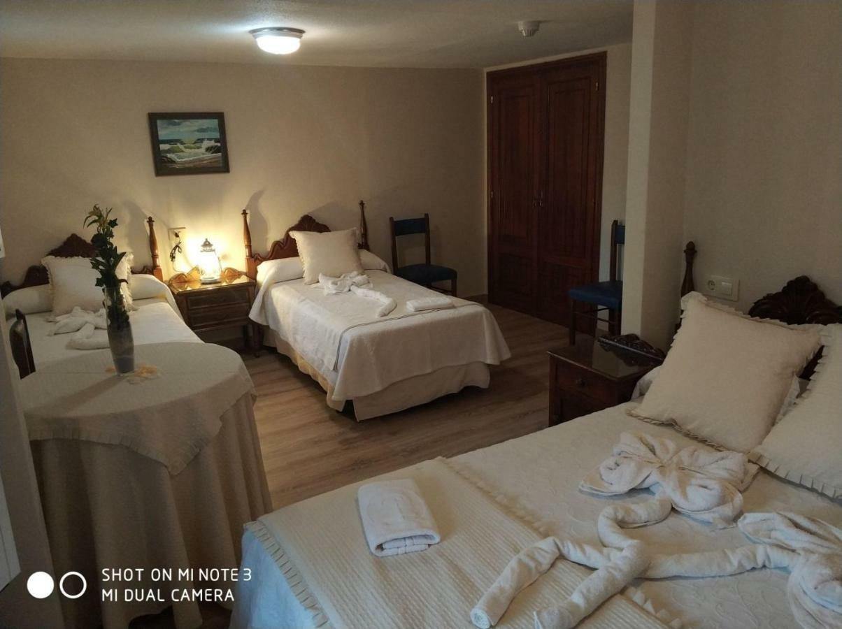 Cuntis Pension Pura מראה חיצוני תמונה